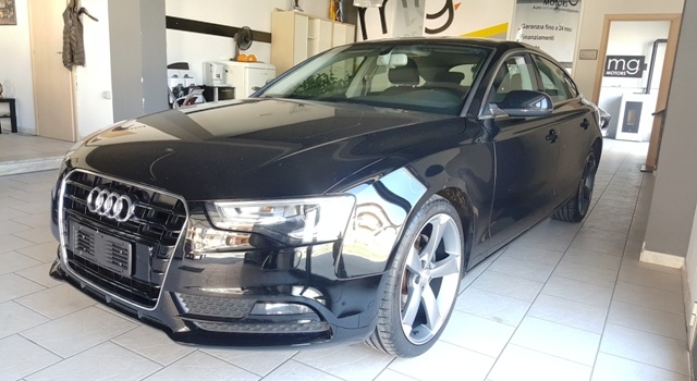 AUDI A5 2.0 TDI S-tronic SPORT