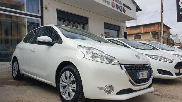 PEUGEOT 208 1.0 VTI benzina