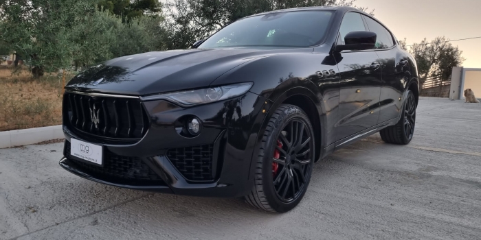 Maserati Levante V6 Diesel 275 CV AWD Gransport NERISSIMO